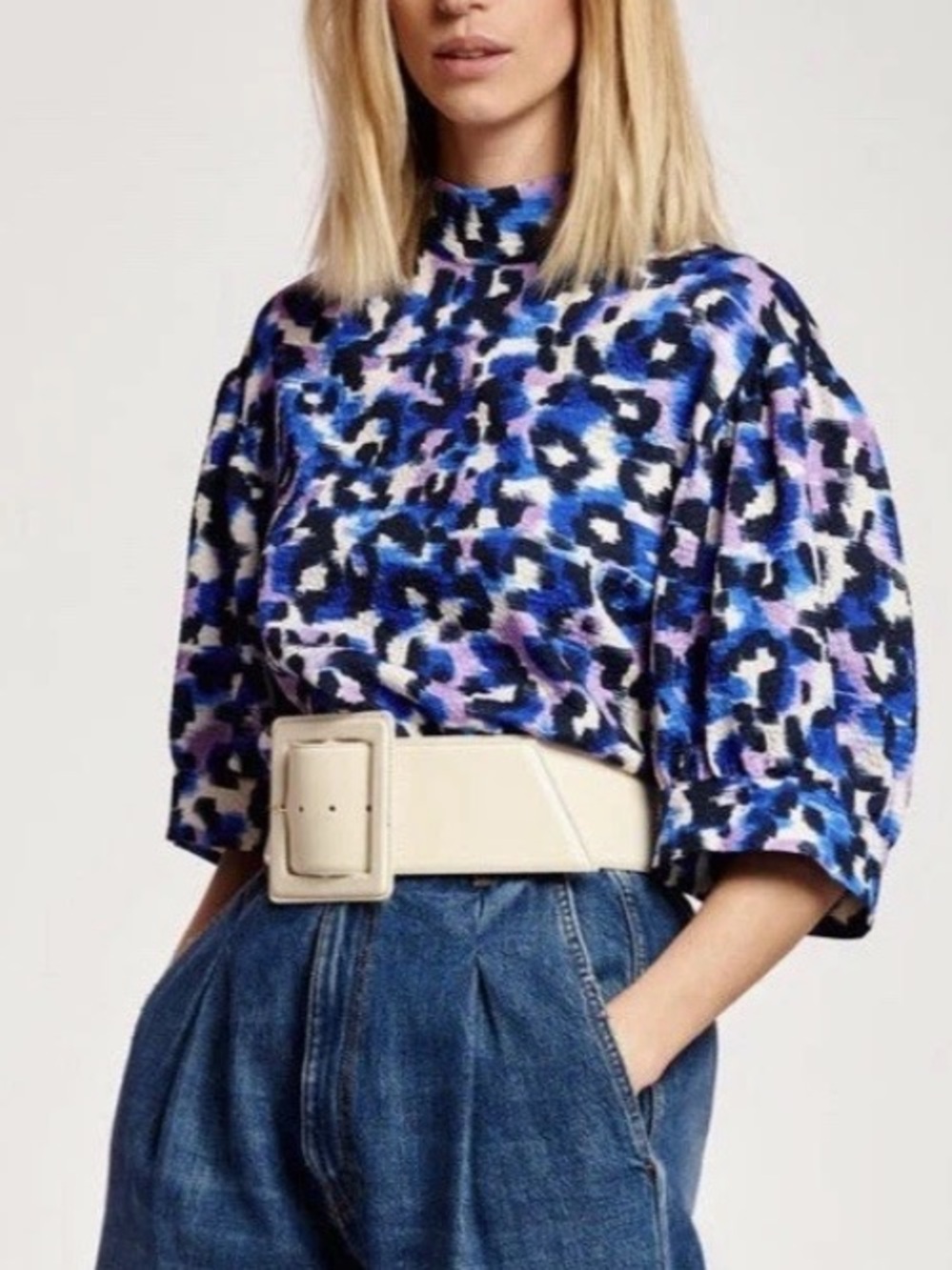 ESSENTIAL ANTWERP The High Neck Puff Sleeves “Leopard” print blouse Blues SZ: S